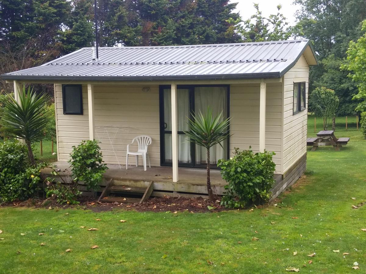 Hamilton Golf Lodge Exterior photo